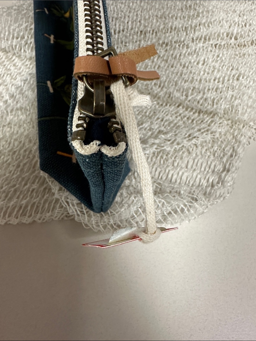 Cavallini & Co HERBARIUM natural blue pink green vintage mini pouch 100% cotton - Picture 3 of 9